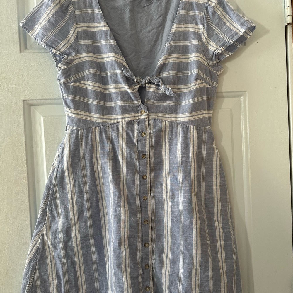 Abercrombie & Fitch 100% cotton Blue Stripe Button Down Mini Dress. Size medium. - Picture 5 of 16